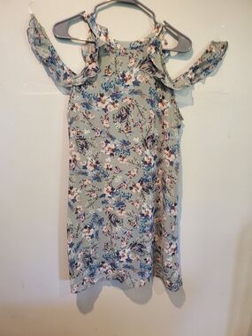 Xhilaration Sage Green Floral Cold-Shoulder Sundress Bohemian..Flowy..Beachy